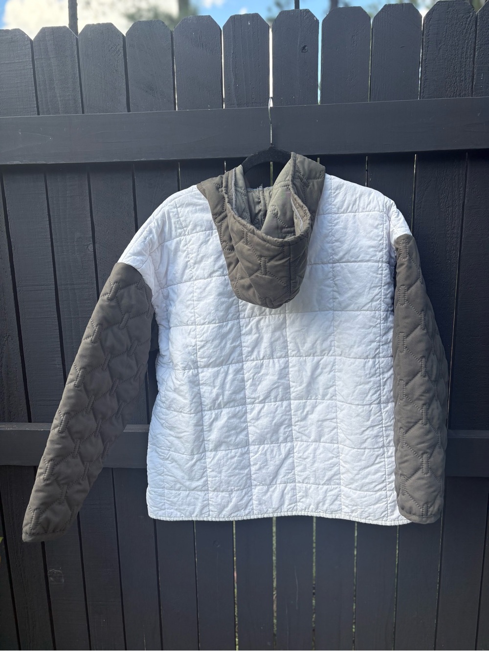 Upcycled Quilted Two-Tone Pullover Hoodie in White and Olive - Picture 3 of 7